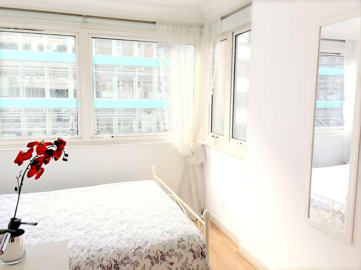 Elegant Fitzrovia Central London 2-Bed Nr Oxford Street Helpful Informative Host Exterior photo